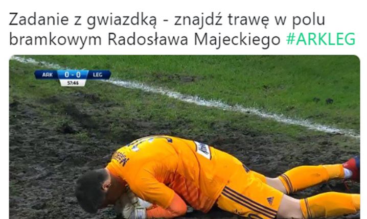 DRAMATYCZNY stan murawy na meczu Arka - Legia! xD